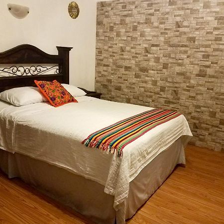 Hotel Villa Real Antigua Екстериор снимка